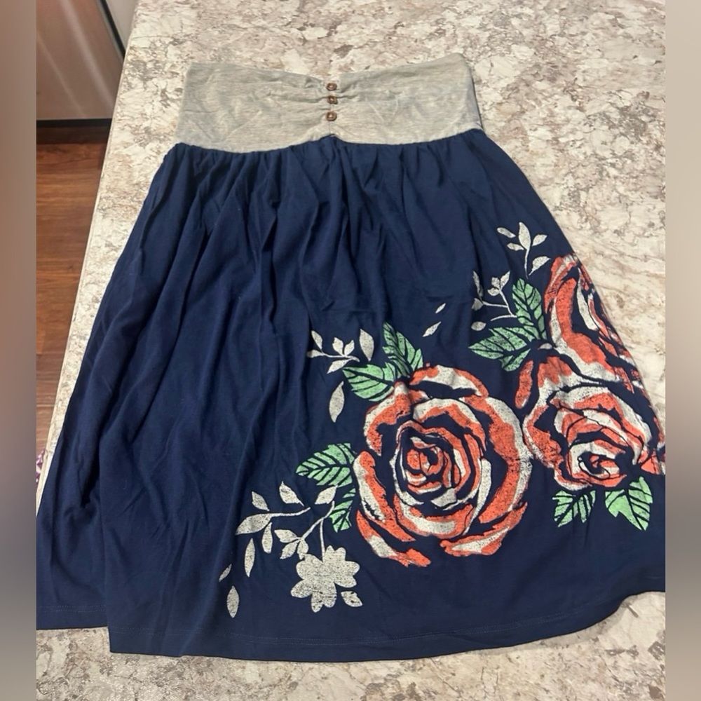 Rewind floral dress large Blue Gray Flowers